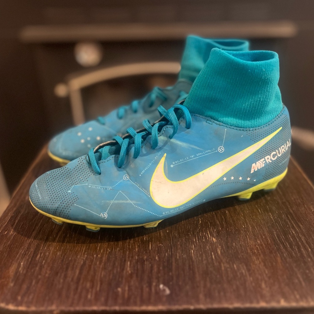 Neymar Jr. x Nike Mercurial Victory 6 'Blue Orbit Volt’ Soccer Cleats